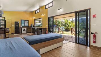 2 dormitorios, tabla de planchar con plancha, wifi y ropa de cama