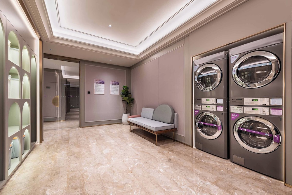 Mercure Nantong Suxitong Riverside photo 7