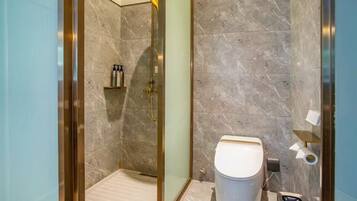 Chambre Standard, 1 trĂšs grand lit | Salle de bain