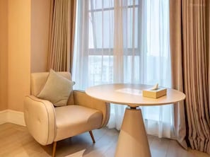 Privilege, Business Room, 1 King Bed | View from room