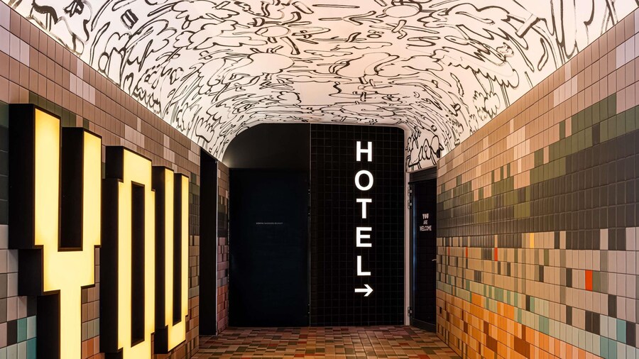 You Hotel Budapest - Handwritten Collection