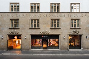 숙박 시설 정면