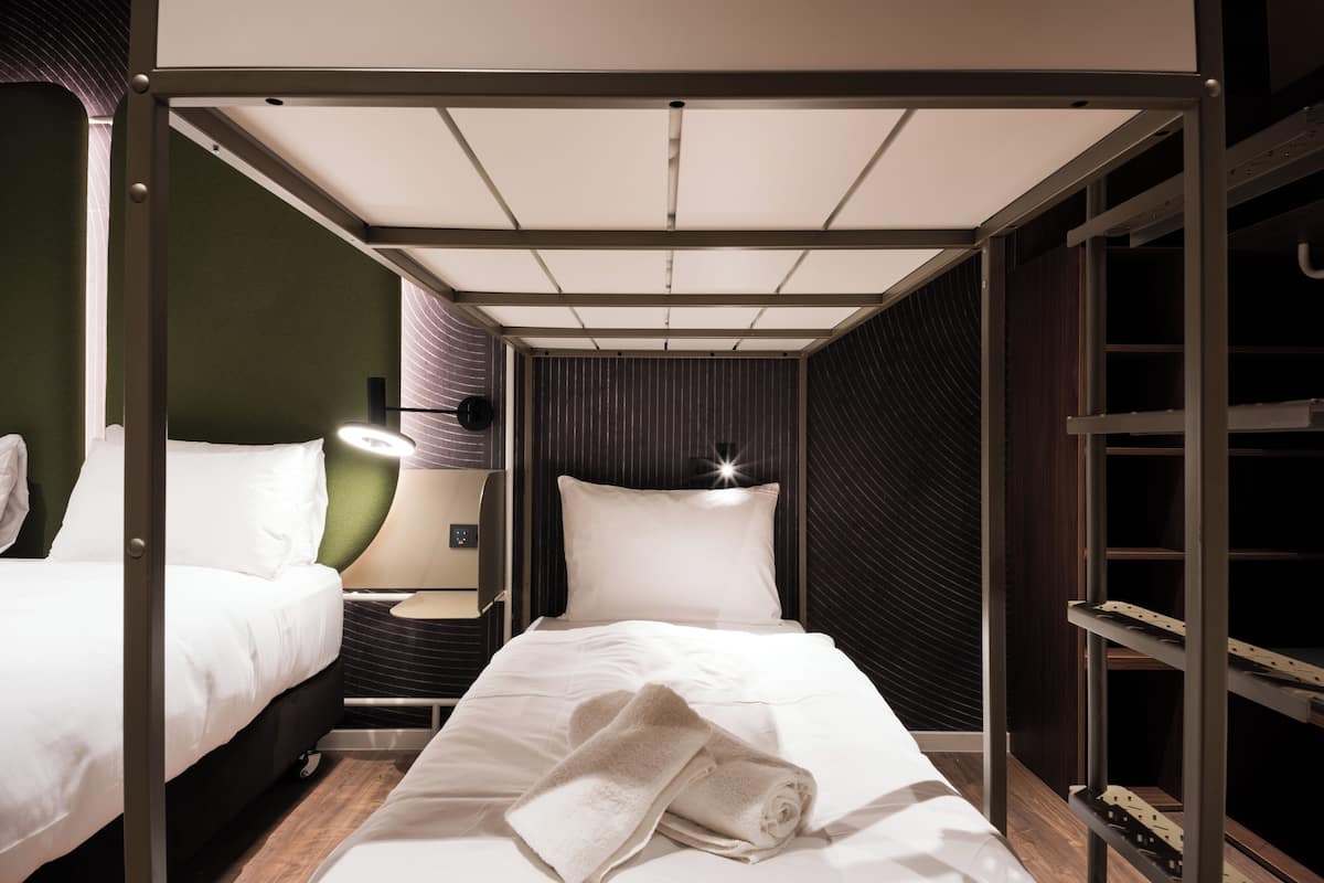 Blackout curtains, free WiFi, bed sheets