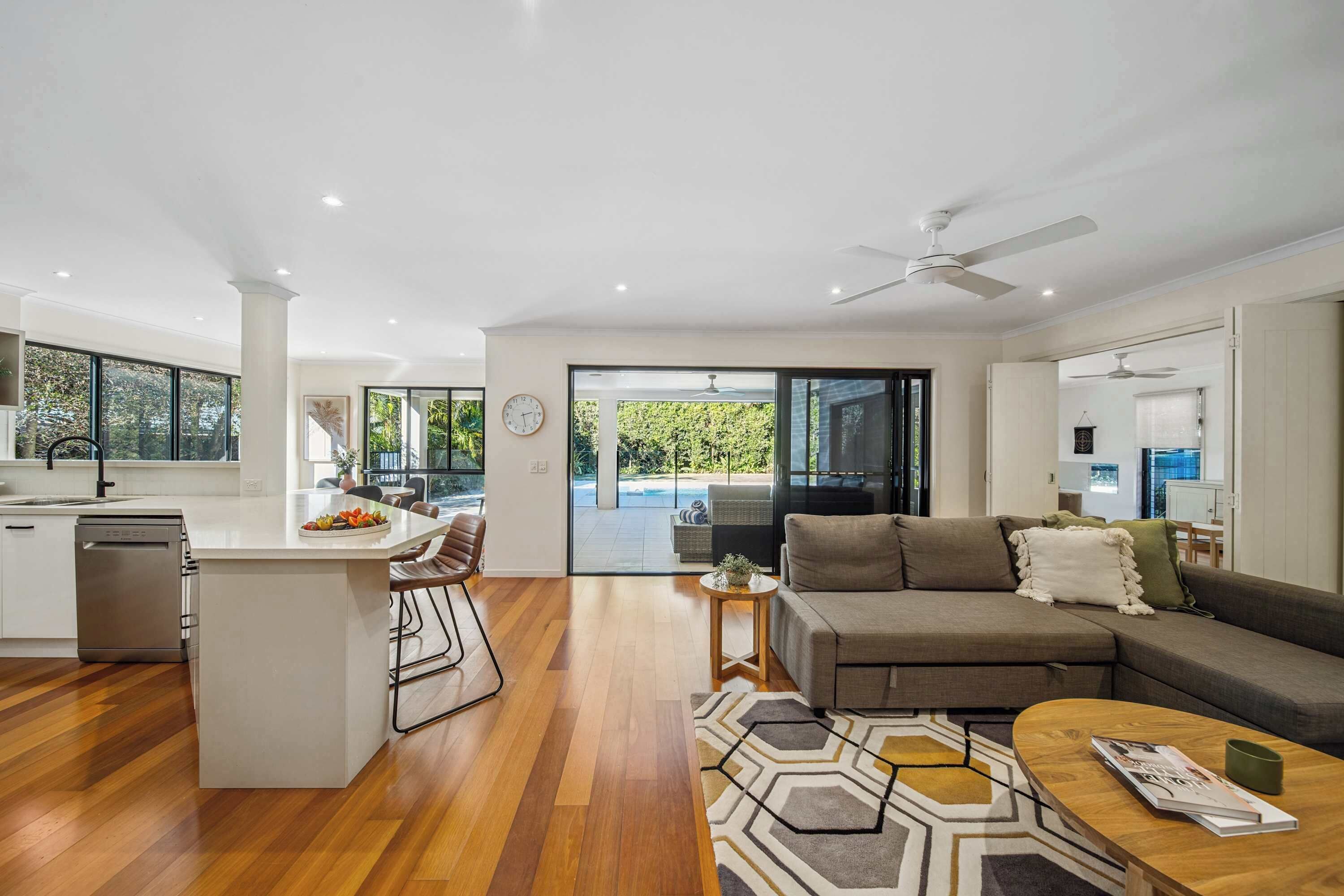 Mountaintop Pool Retreat: The Ideal Family Escape - Nambour