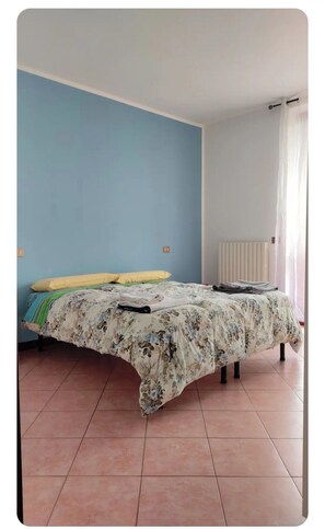 2 chambres, fer et planche Ă repasser, Wi-Fi, draps fournis