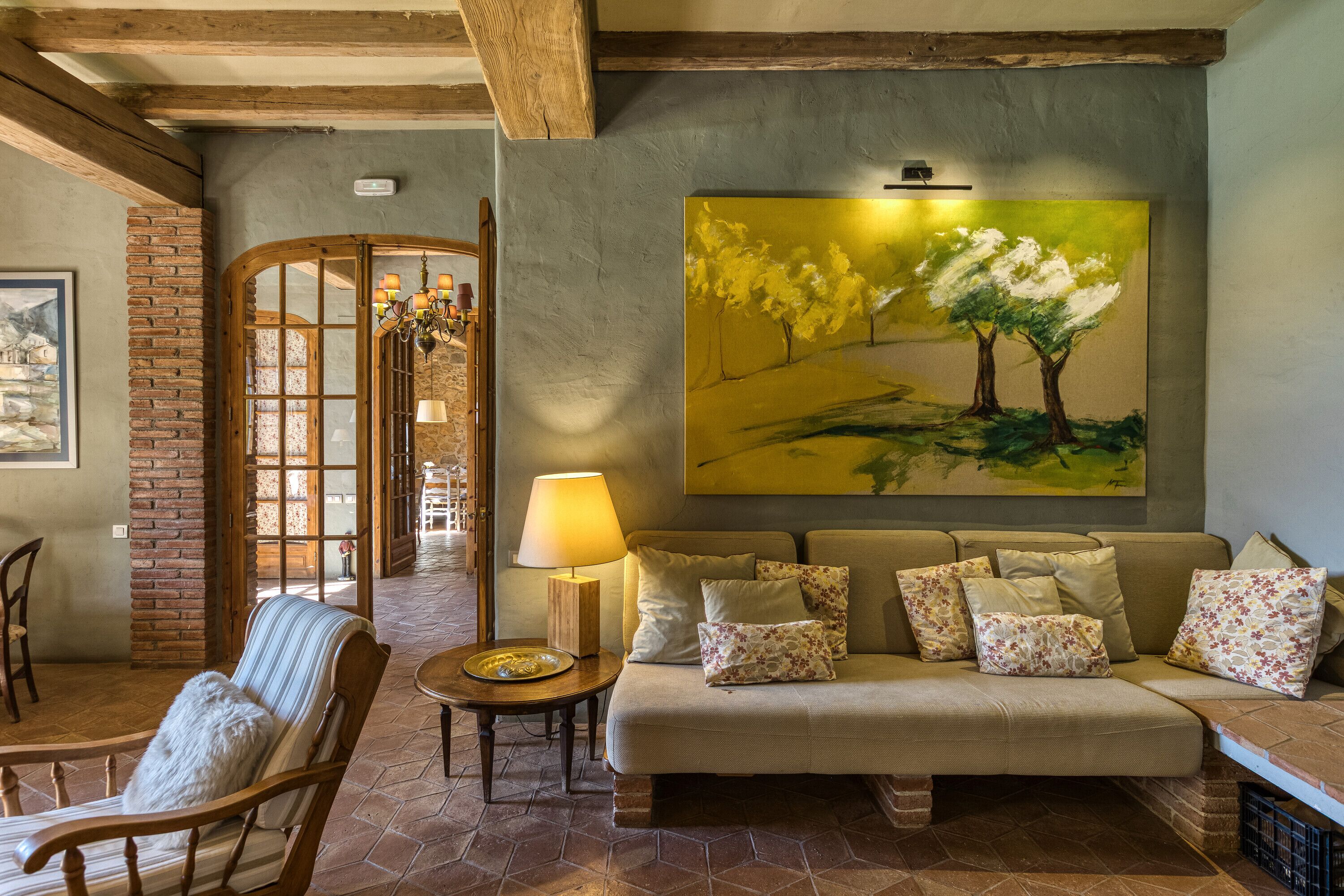 Télévision, cheminée