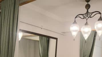 Economy Studio