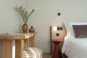 Exclusive Apartment, Balcony | In-room safe, soundproofing, free WiFi, bed sheets - Gnamma Hotel (Palaio Faliro)