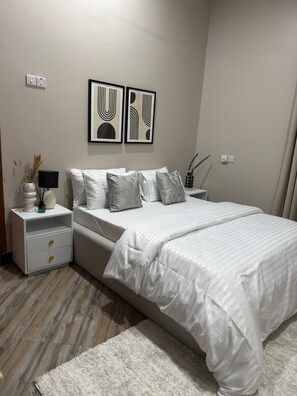 2 chambres, fer et planche à repasser, accès Internet, draps fournis