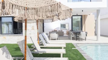 Villa, 5 Bedrooms, Private Pool, Garden View | Terrace/patio