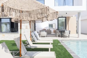 Villa, 5 Bedrooms, Private Pool, Garden View | Terrace/patio