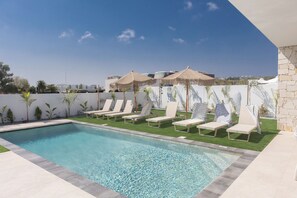 Villa, 5 Schlafzimmer, eigener Pool, Gartenblick | Pool