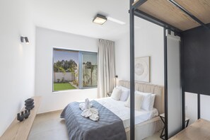 Villa, 5 Schlafzimmer, eigener Pool, Gartenblick