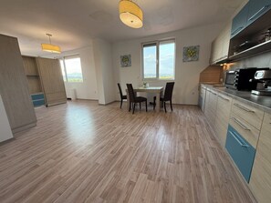 House, Multiple Bedrooms, Private Pool, Garden View | Private kitchen - Villa Elia Spacious Guest House (Polygyros)