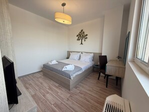 House, Multiple Bedrooms, Private Pool, Garden View | 10 bedrooms - Villa Elia in Gerakini (Polygyros)