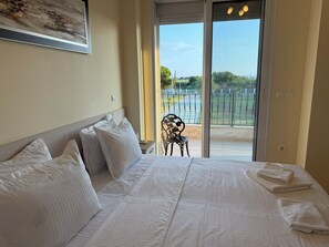 House, Multiple Bedrooms, Private Pool, Garden View | 10 bedrooms - Villa Elia Spacious Guest House (Polygyros)