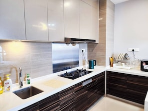 Apartamento, 1 habitación, accesible para personas con discapacidad, balcón | Interior