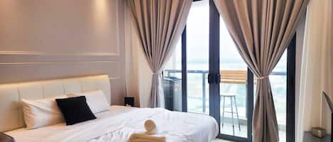 Condo, 1 Bedroom, Accessible, Balcony