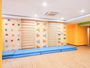 Fitness facility - R & F Princess Cove CK Homestay (Johor Bahru)