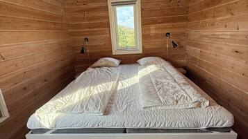 Cabin, 5 Bedrooms, Smoking, Patio | 5 bedrooms