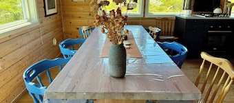 Charming Mountain Cabin