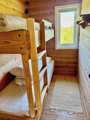 Cabin, 5 Bedrooms, Smoking, Patio | 5 bedrooms