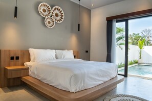 Villa clásica, 3 habitaciones, piscina privada | Escritorio, espacio para trabajar con un portátil, wifi gratis