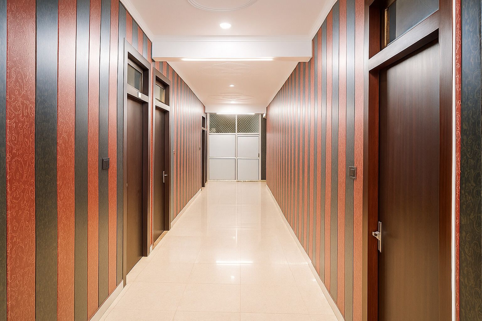 Pintu masuk interior