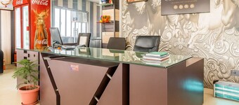 Comfort Stay - Near Lulu Mall