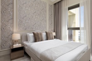 3 bedrooms, in-room safe, iron/ironing board, free WiFi