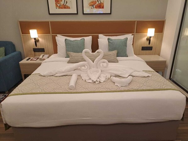 Winter Green Room | In-room safe, iron/ironing board, free WiFi - Siddharth The Fern An Ecotel Hotel Jalna (Jalna)