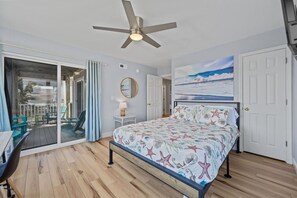 4 bedrooms, desk, iron/ironing board, travel crib
