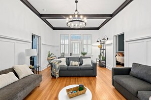 TV connectée, cheminée