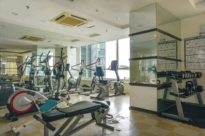 Fitness facility - A Cozy & Comfy Studio in KLCC with KL Tower View (Kuala Lumpur)