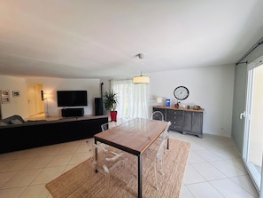 3 bedrooms