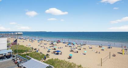 The Brunswick #450 by Bayley Vacation Rentals