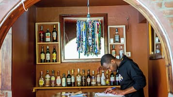 Bar (en la propiedad)