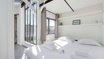 3 chambres, espace de travail pour ordinateur portable