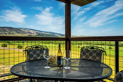 Rachael's Place | Views, Adventures, Deluxe Stay
