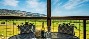 Rachael's Place | Views, Adventures, Deluxe Stay