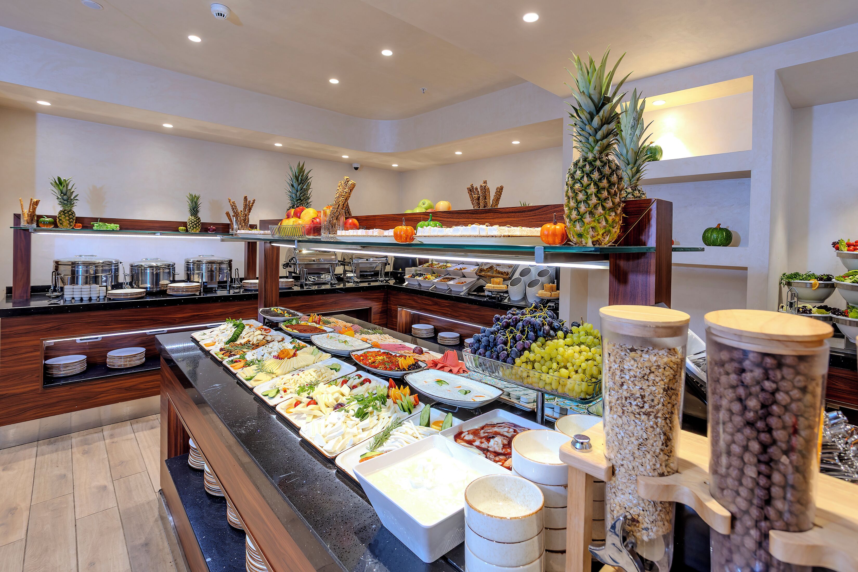 包含每日自助早餐