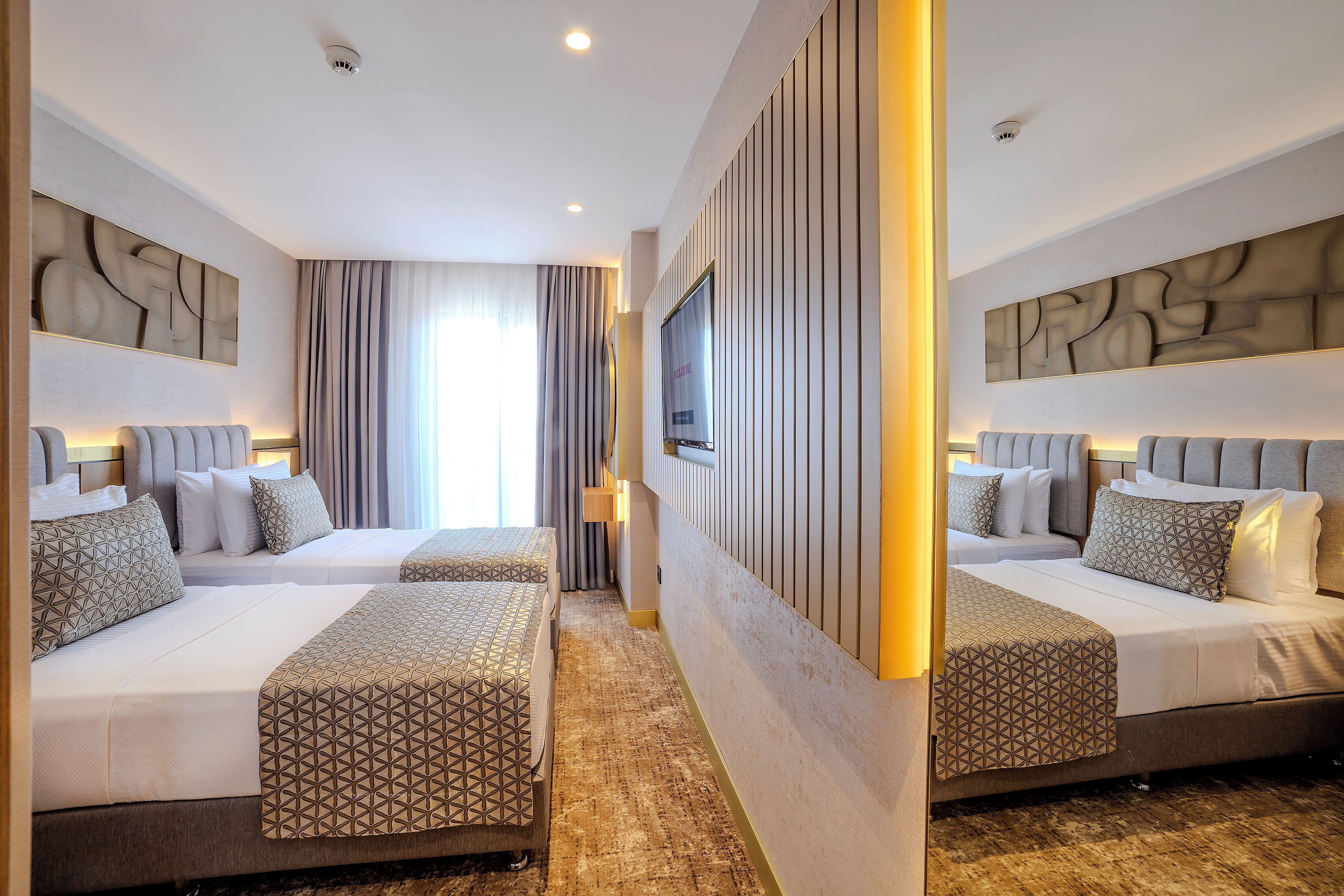 Minibar, escritorio, cunas gratuitas y wifi gratis 