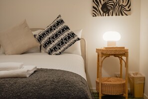 Superior Villa, Non Smoking, Balcony | Living area | 43-inch TV with cable channels - Seiwa Tabitime Senbonminami (Osaka)