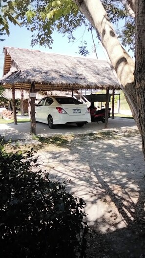 Apartment, 1 Bedroom, Accessible, Smoking | Parking | Limited parking