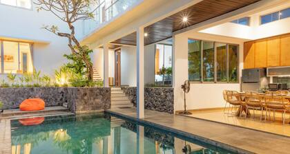 Maestro Bay View Villa