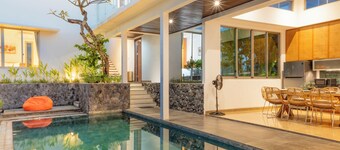 Maestro Bay View Villa