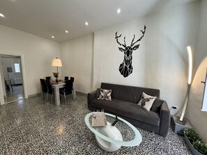 TV - Cosy apartment for 5 guests with WIFI, A/C and TV (Lucca)