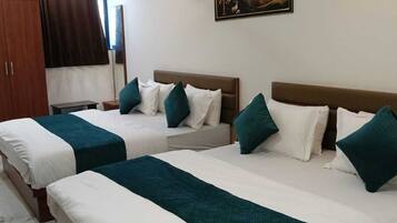 Deluxe Room, City View