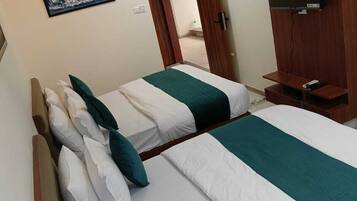 Deluxe Room, City View