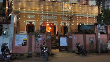 Ngoại thất